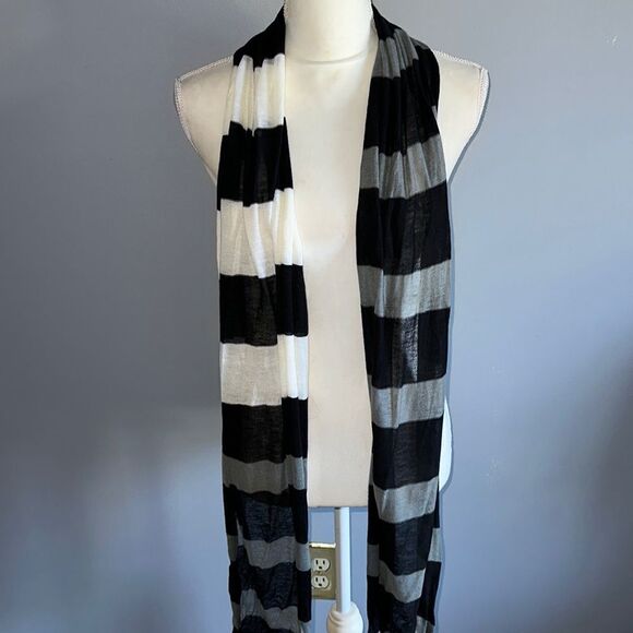 Striped Wrap/ Scarf! - Picture 1 of 5